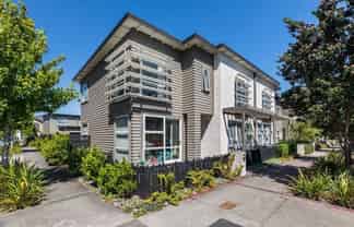 13 De Havilland Road, Hobsonville