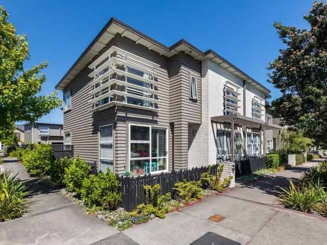 13 De Havilland Road, Hobsonville