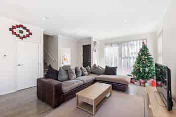 13 De Havilland Road, Hobsonville