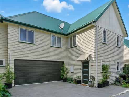 2C Chaucer Street, Sydenham