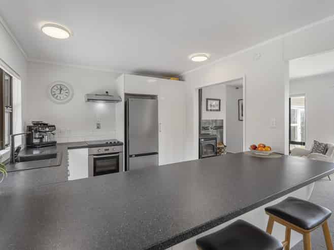 50 Winara Avenue, Waikanae