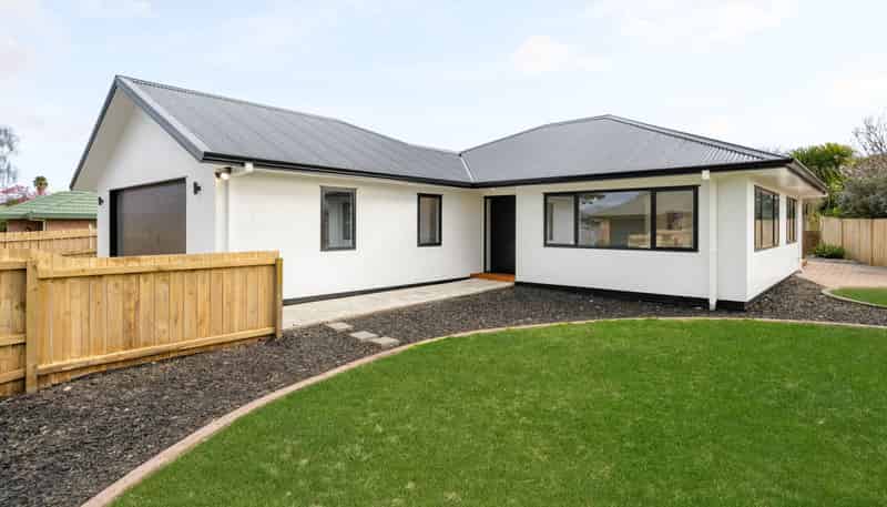8 Dorchester Place, Nawton