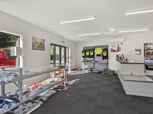 Modern, A-Grade Industrial Investment