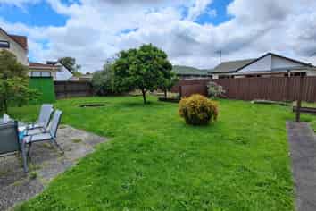 11 Homestead Place, Glenview