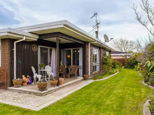 57A Avenue Road, Greenmeadows