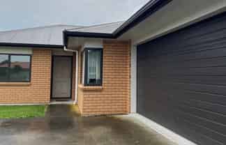 12 Shrule Place, Huntington