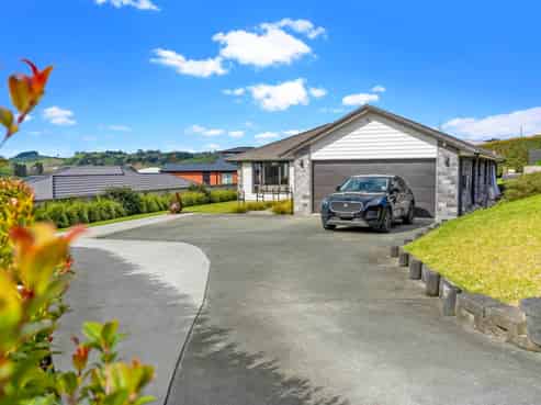 18 Astrid Lane, Wellsford