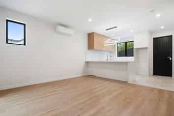 3/10 Alexander Avenue, Torbay