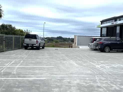 High-Spec Workshop/Storage Unit