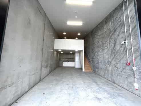 High-Spec Workshop/Storage Unit