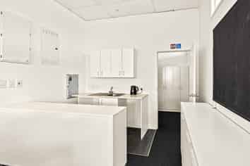 High-Profile Office Space for Lease – 82.47sqm