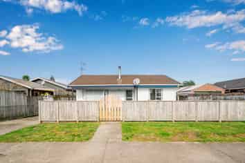 4A Michael Road, Paraparaumu Beach