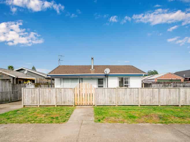 4A Michael Road, Paraparaumu Beach