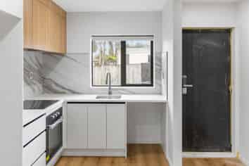 75b Hyperion Drive, Randwick Park