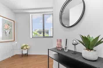 104/8B Lake Pupuke Drive, Takapuna