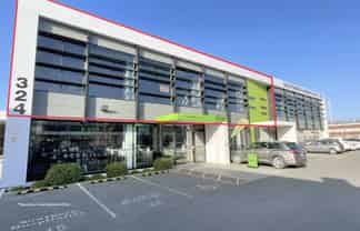 Contemporary Office Space with Ample Parking