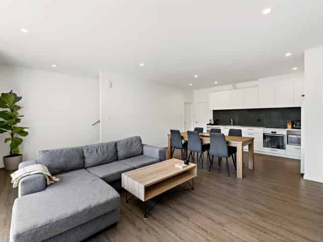 8 Kikorangi Lane, Mount Wellington