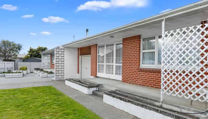 201A Maxwell Road, Redwoodtown