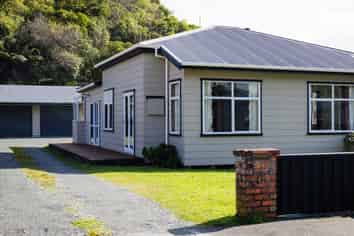 6 Blackmore Street, GREYMOUTH
