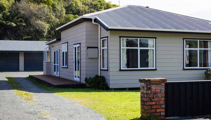 6 Blackmore Street, GREYMOUTH
