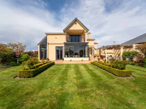 235 Pages Road, Gleniti