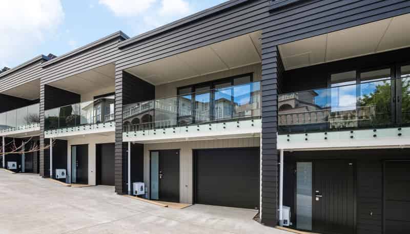6/143 Clarence Street, Hamilton Lake