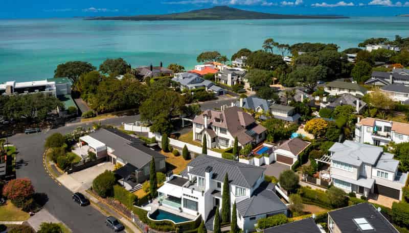  1 Arthur Crescent, Hauraki