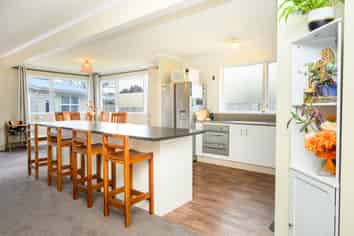 8 Craven Court, Ashhurst