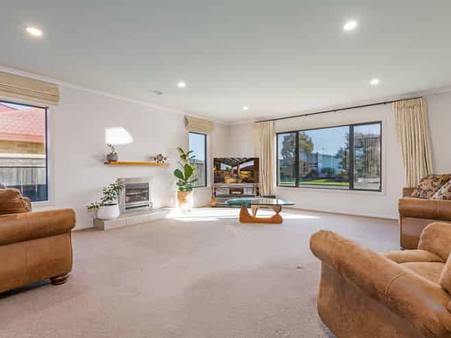 24 Brooklyn Heights Drive, Kelvin Grove