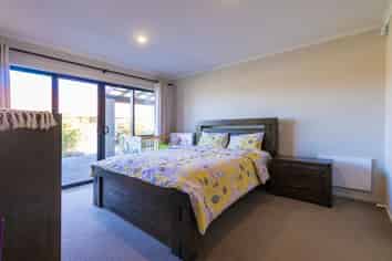 24 Brooklyn Heights Drive, Kelvin Grove