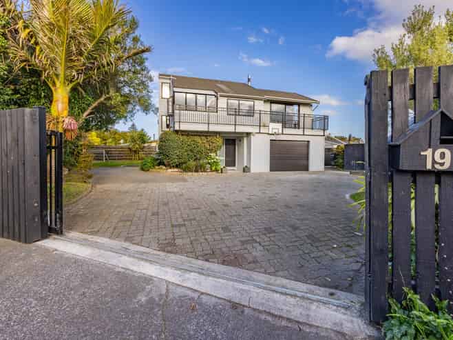 19 Leeds Place, Tamatea