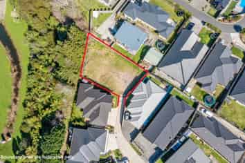 21 Lily Way, Pyes Pa