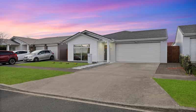 92  Popokatea Drive, Takanini