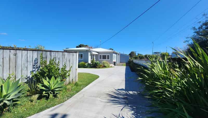 464 South Road, Omata