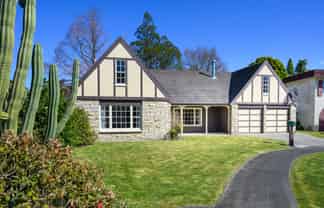 31 Redwood Grove, Hokowhitu