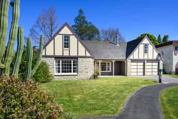 31 Redwood Grove, Hokowhitu