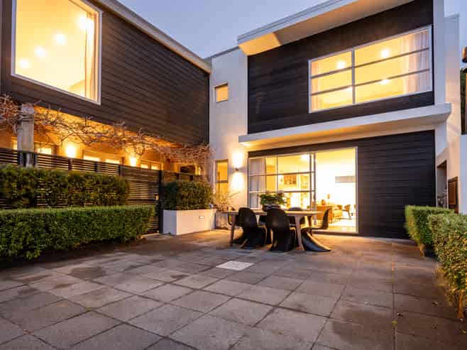 51 Amesbury Drive, Churton Park
