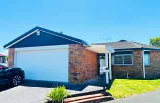 1/11 Emma Court, Northpark
