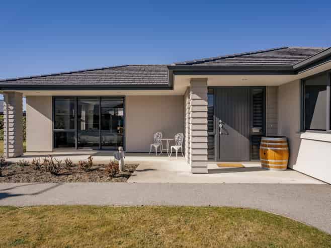 28 Matthews Crescent, Cromwell