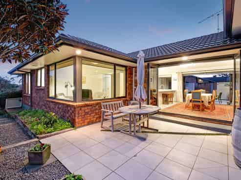 49 Chesterfield Way, Orewa