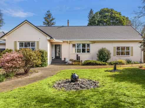 273 Peake Road, Cambridge