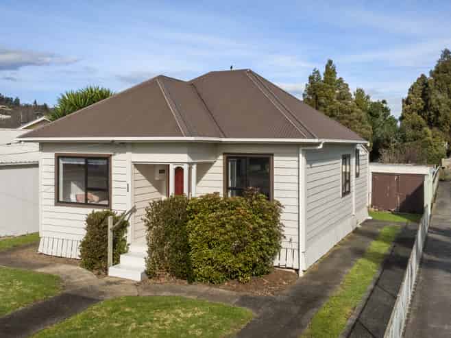 124 Fenton Street, Thames