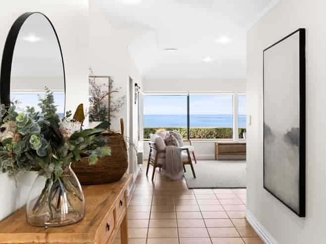 9 Kaimata Road, Bay View