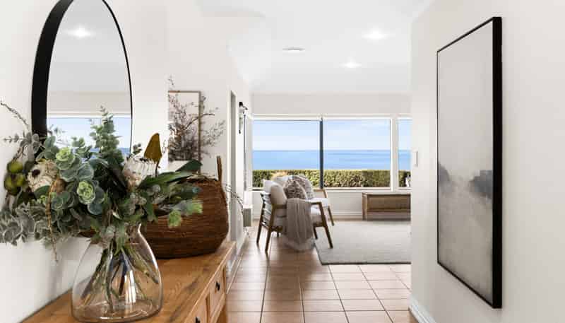 9 Kaimata Road, Bay View