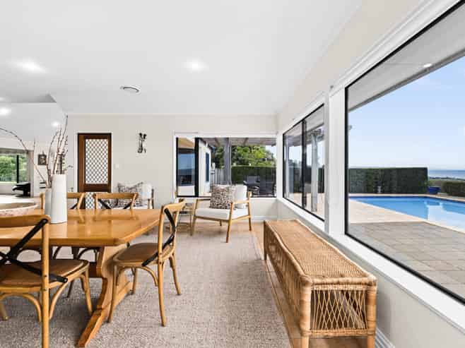 9 Kaimata Road, Bay View