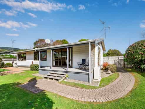 80A Rimu Road, Raumati Beach