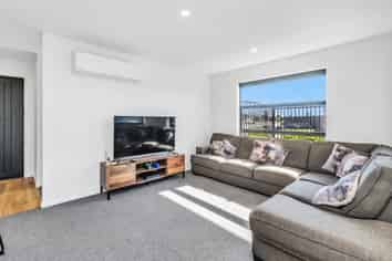 197 Faringdon Boulevard, ROLLESTON