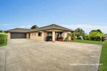 12 Omana Avenue, Helensville