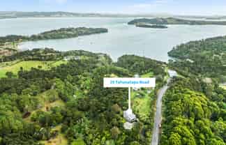 29 Tahunatapu Road, Parua Bay