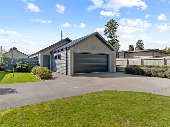 53 Marine Corps Drive, Masterton